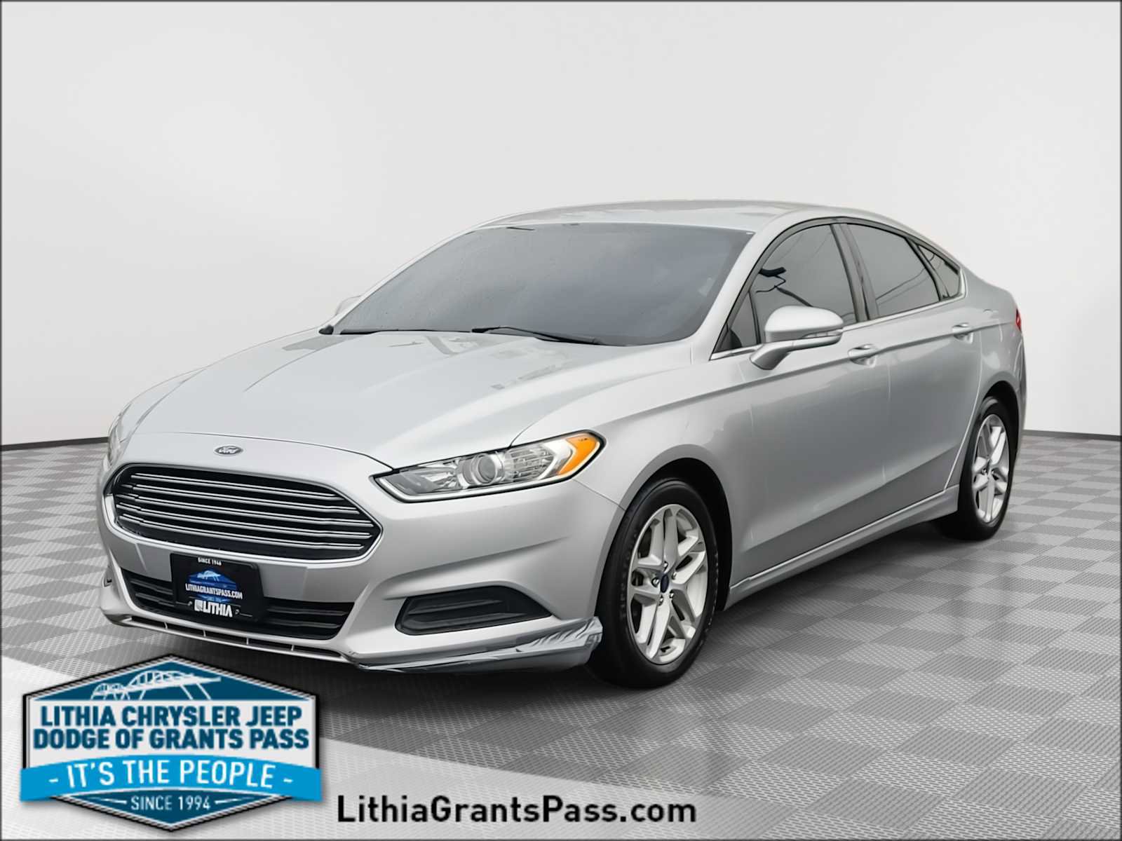 Used 2016 Ford Fusion SE