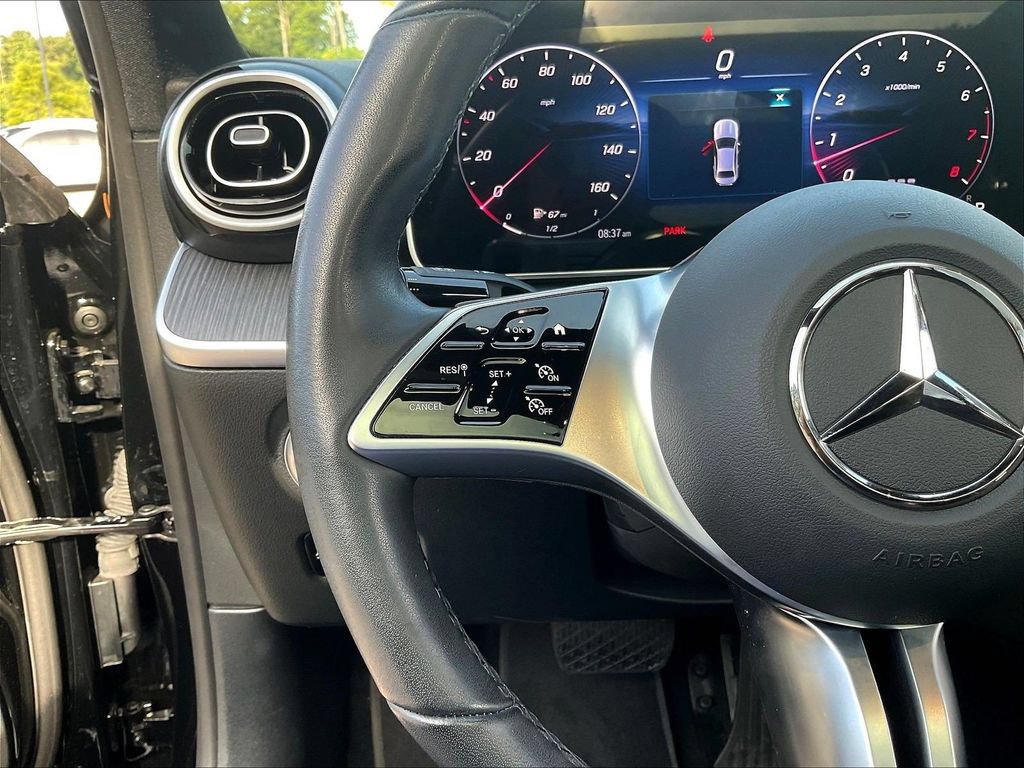 Certified 2025 Mercedes-Benz C 300 4MATIC Sedan image 13
