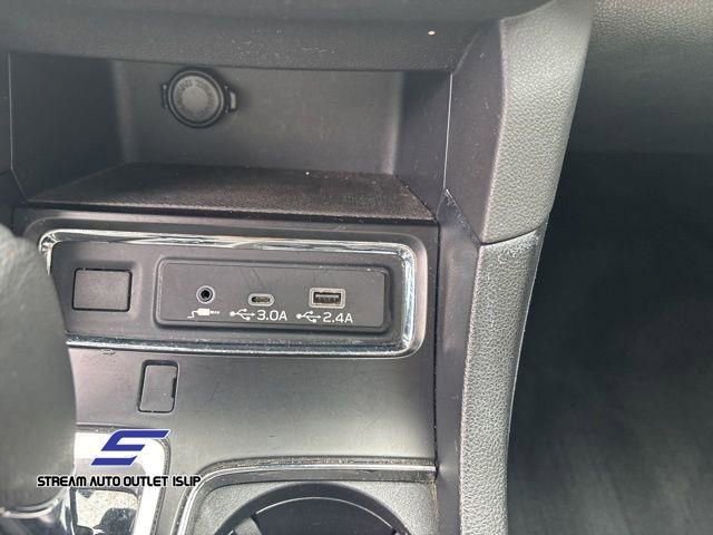 Used 2023 Subaru Ascent Limited w/ Popular Package #2A image 35