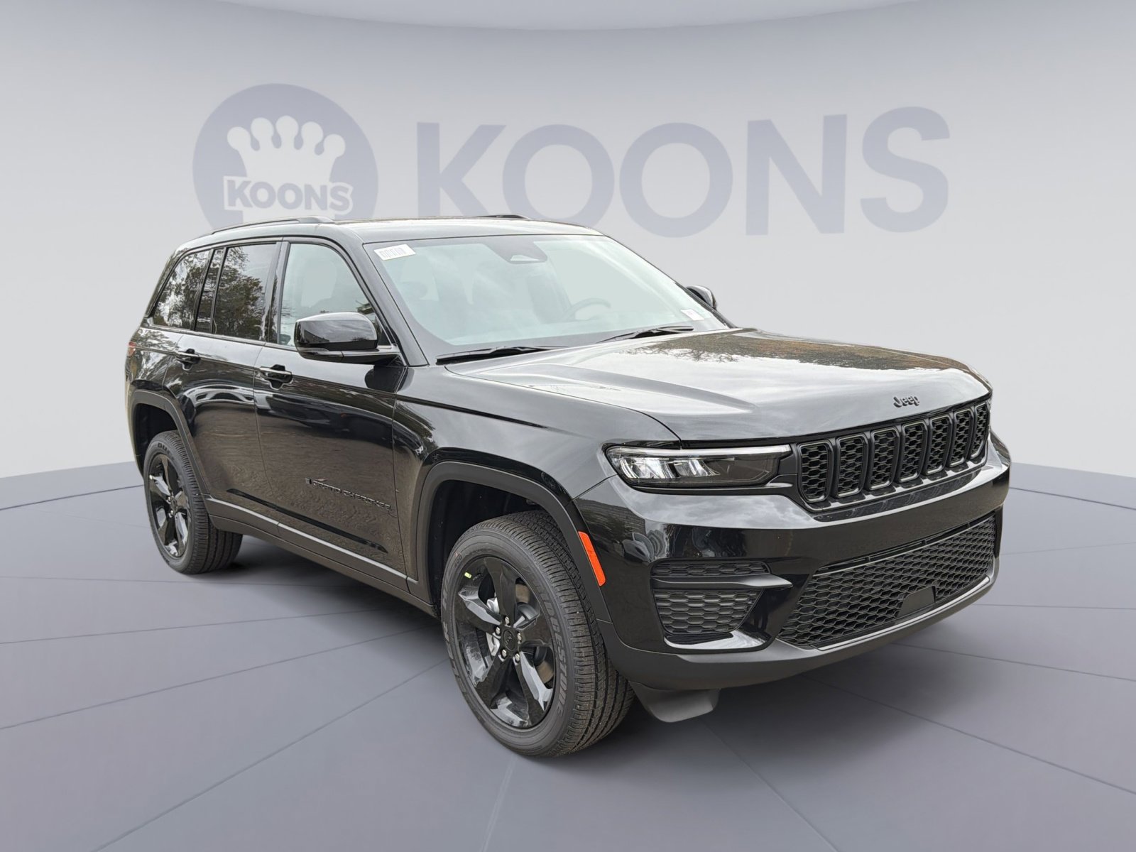 New 2025 Jeep Grand Cherokee Laredo image 10
