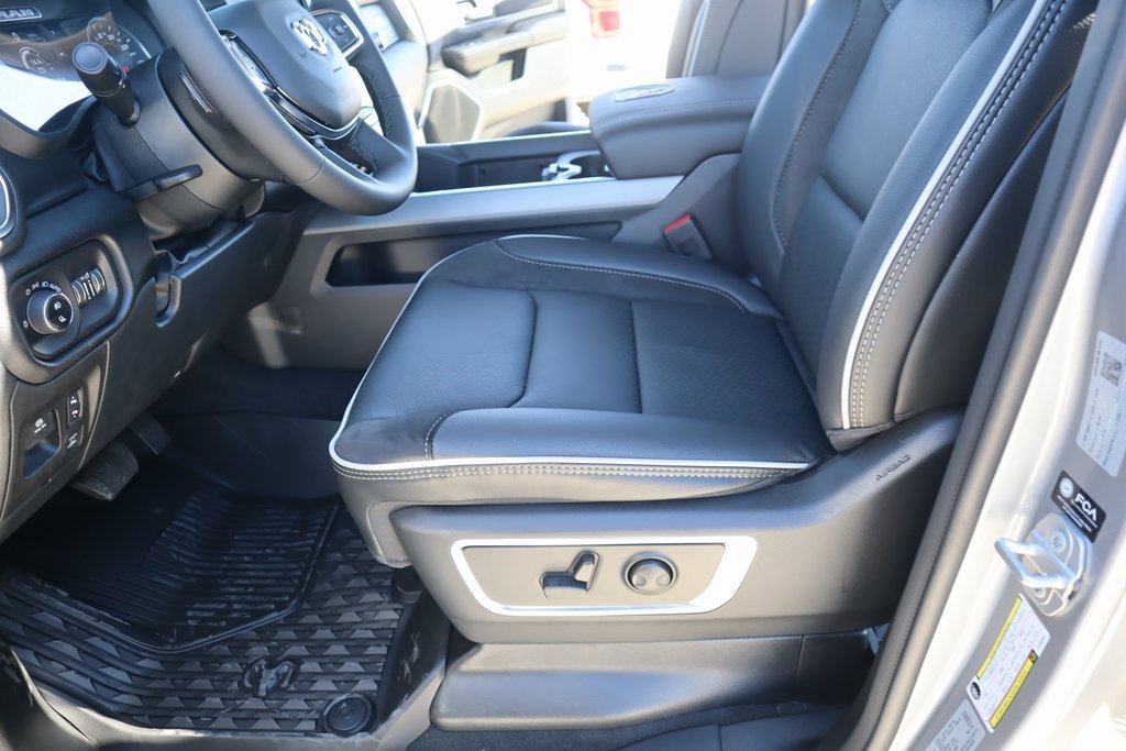 New 2026 RAM 1500 Laramie w/ Night Edition image 12