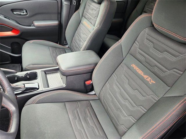 Used 2024 Nissan Frontier PRO-4X w/ Technology Package image 8
