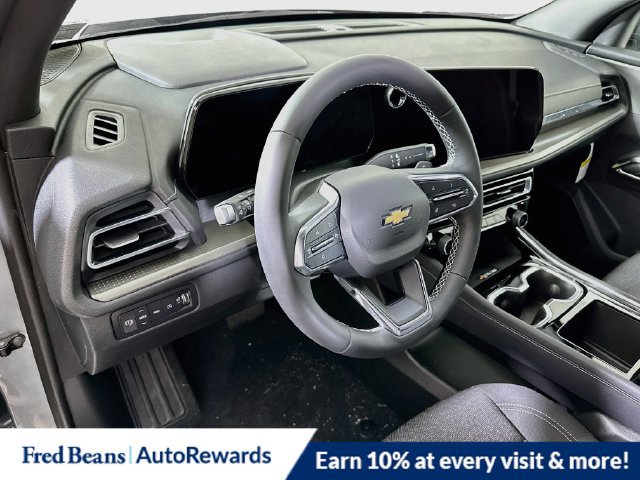 New 2027 Chevrolet Traverse LT AWD/4WD image 7