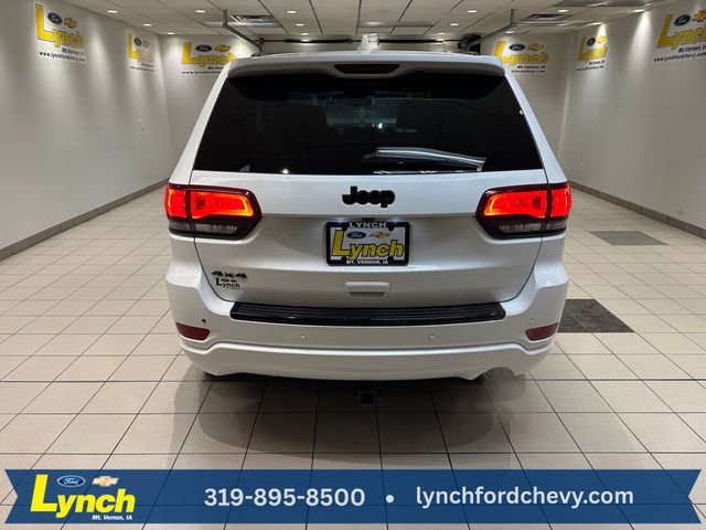 Used 2018 Jeep Grand Cherokee Altitude image 23