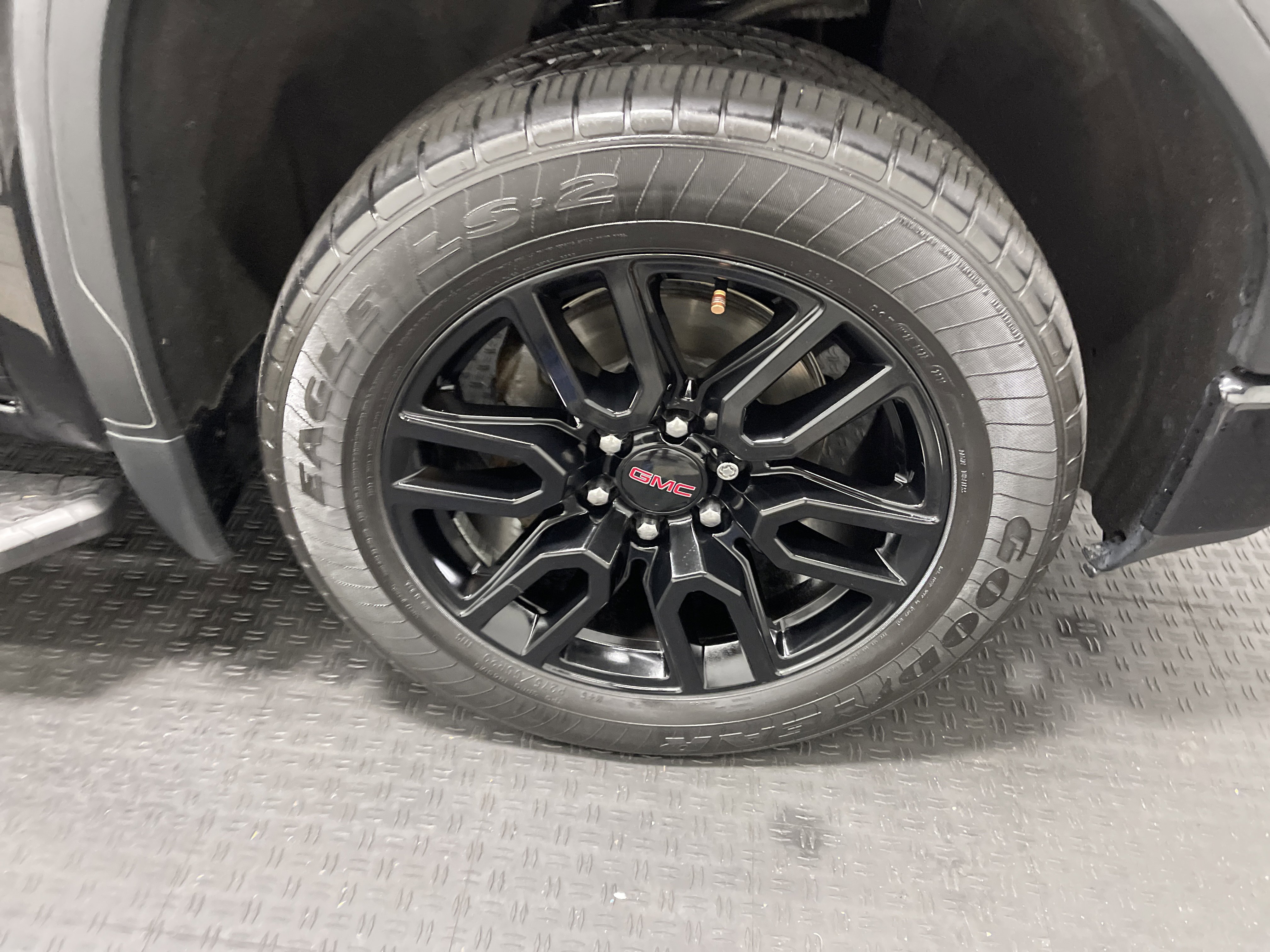 Used 2021 GMC Sierra 1500 Elevation AWD/4WD image 28