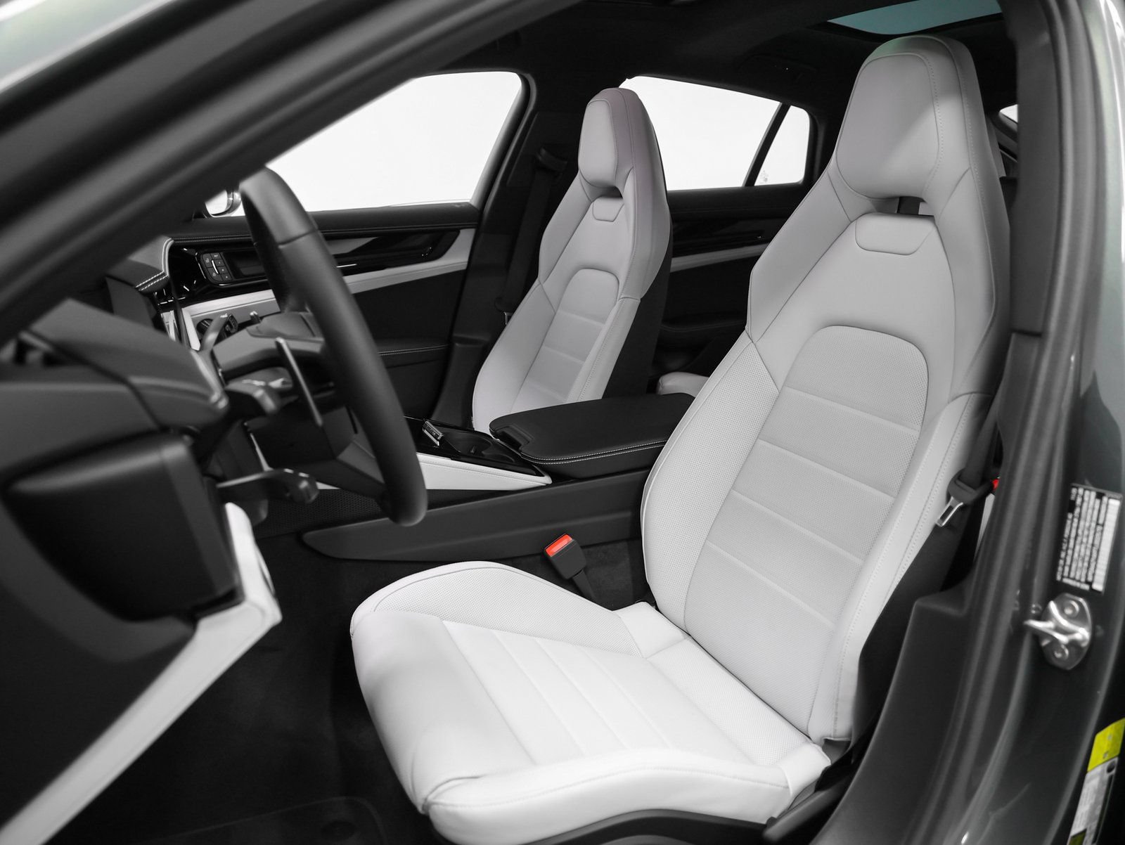 New 2026 Porsche Panamera 4 AWD/4WD image 5
