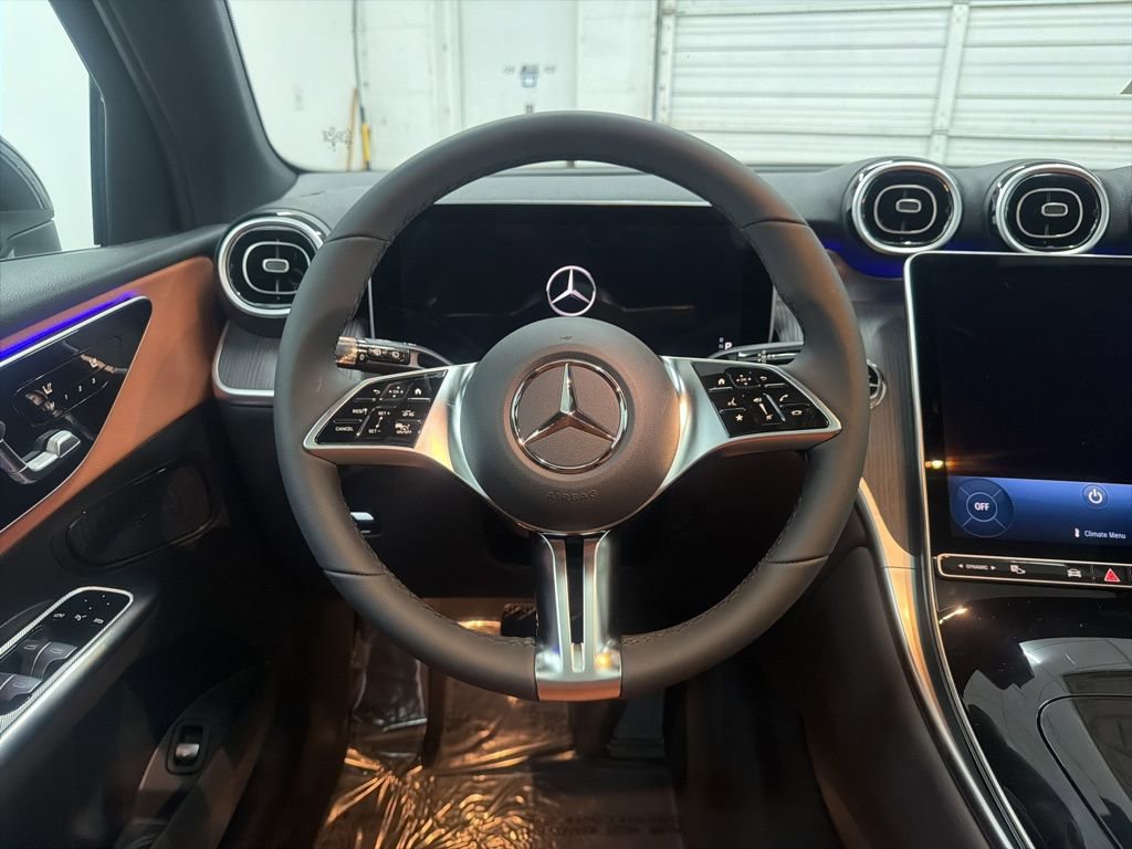 New 2026 Mercedes-Benz GLC 300 image 21
