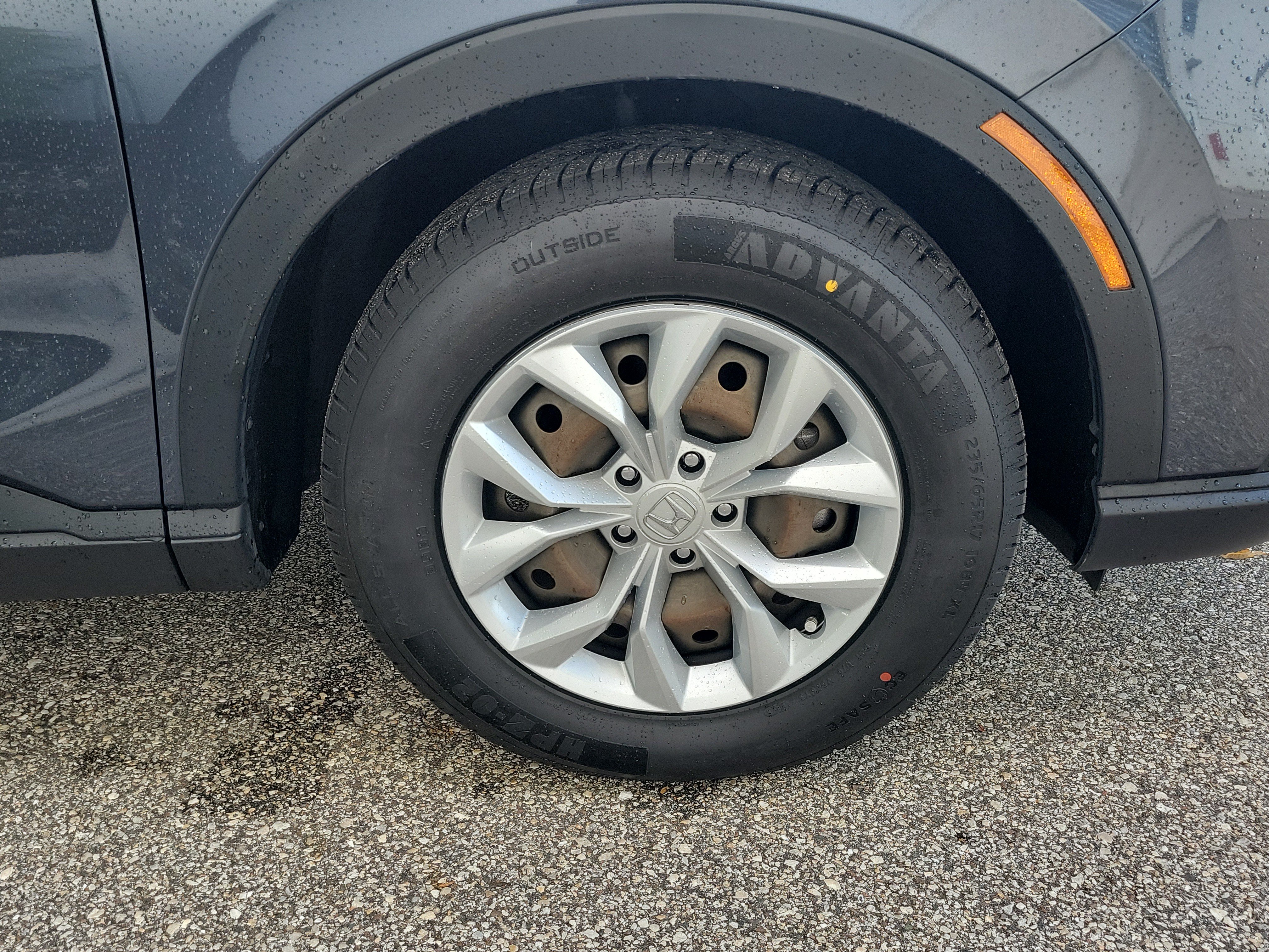 Used 2024 Honda CR-V LX image 11