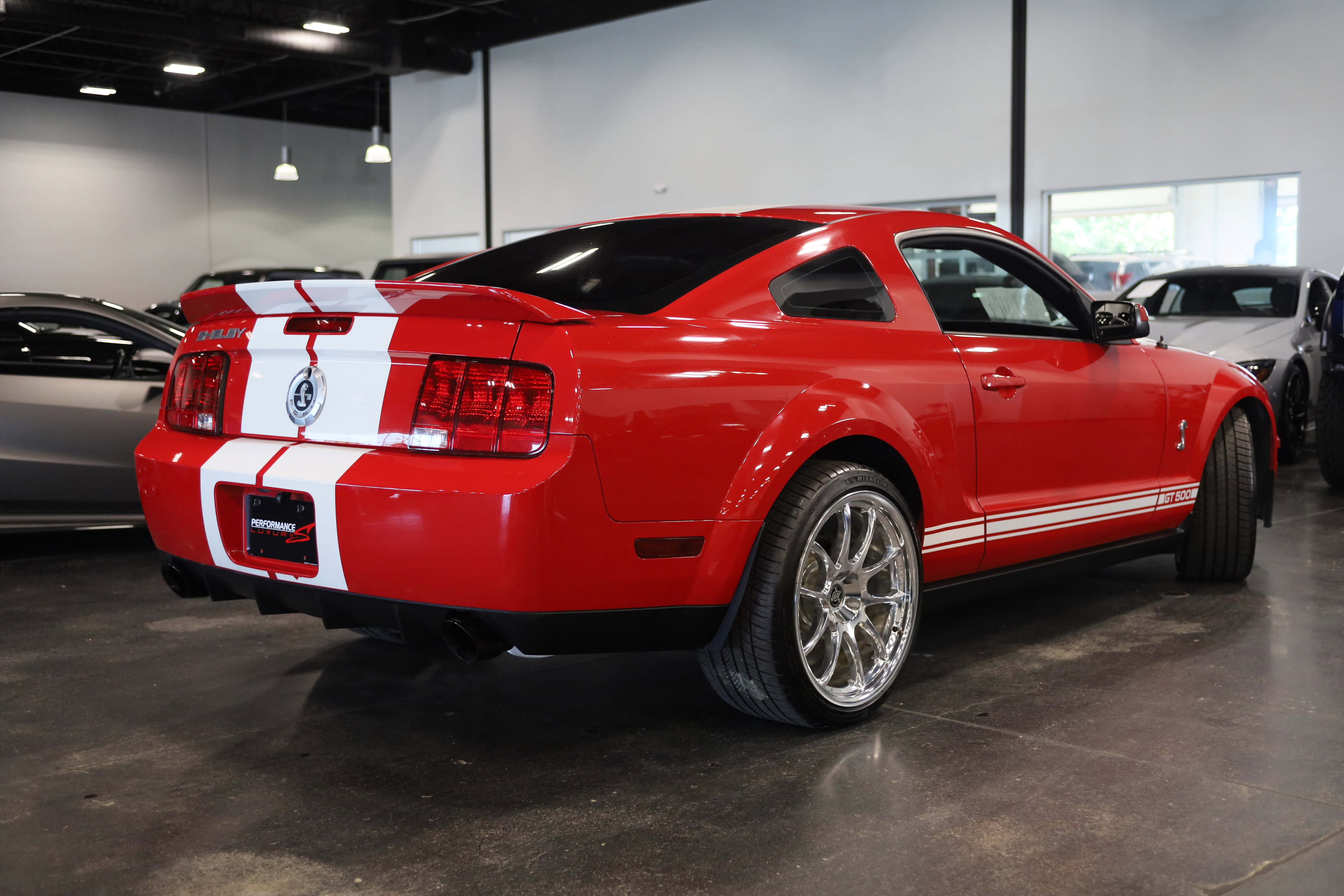Used 2007 Ford Mustang Shelby GT500 RWD image 6