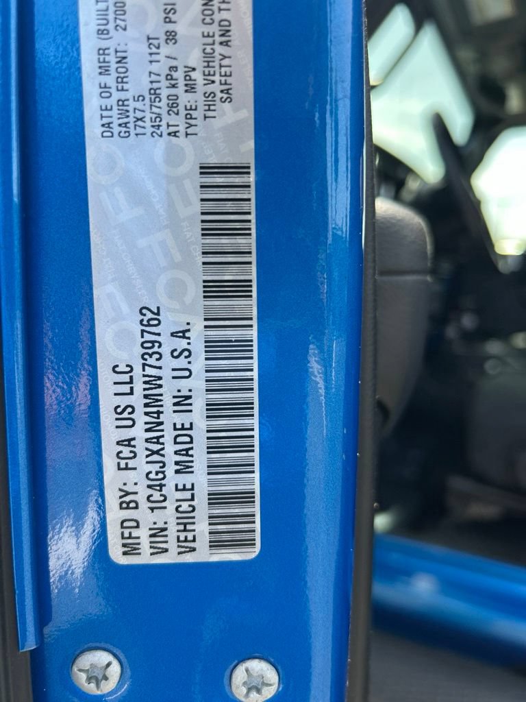 Used 2021 Jeep Wrangler Sport AWD/4WD image 40