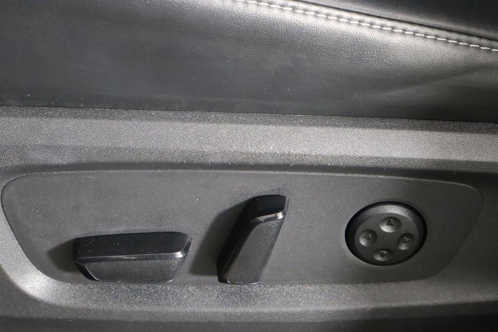 Used 2023 INFINITI QX60 Luxe image 24