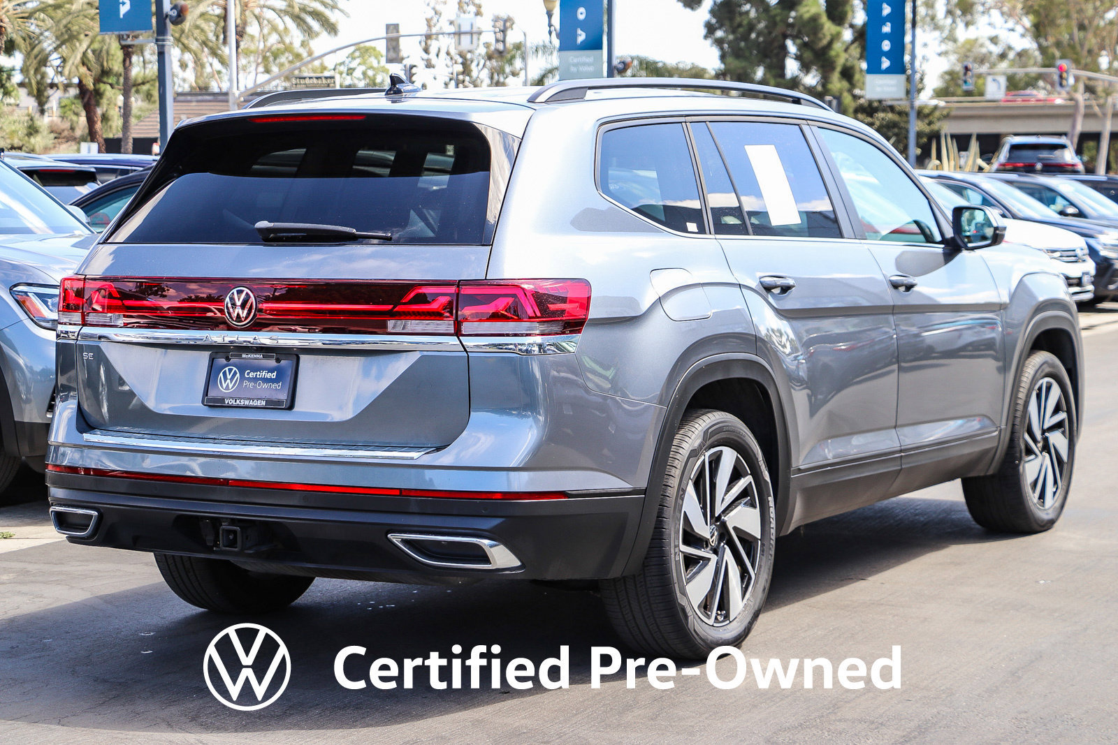Certified 2024 Volkswagen Atlas SE FWD image 7