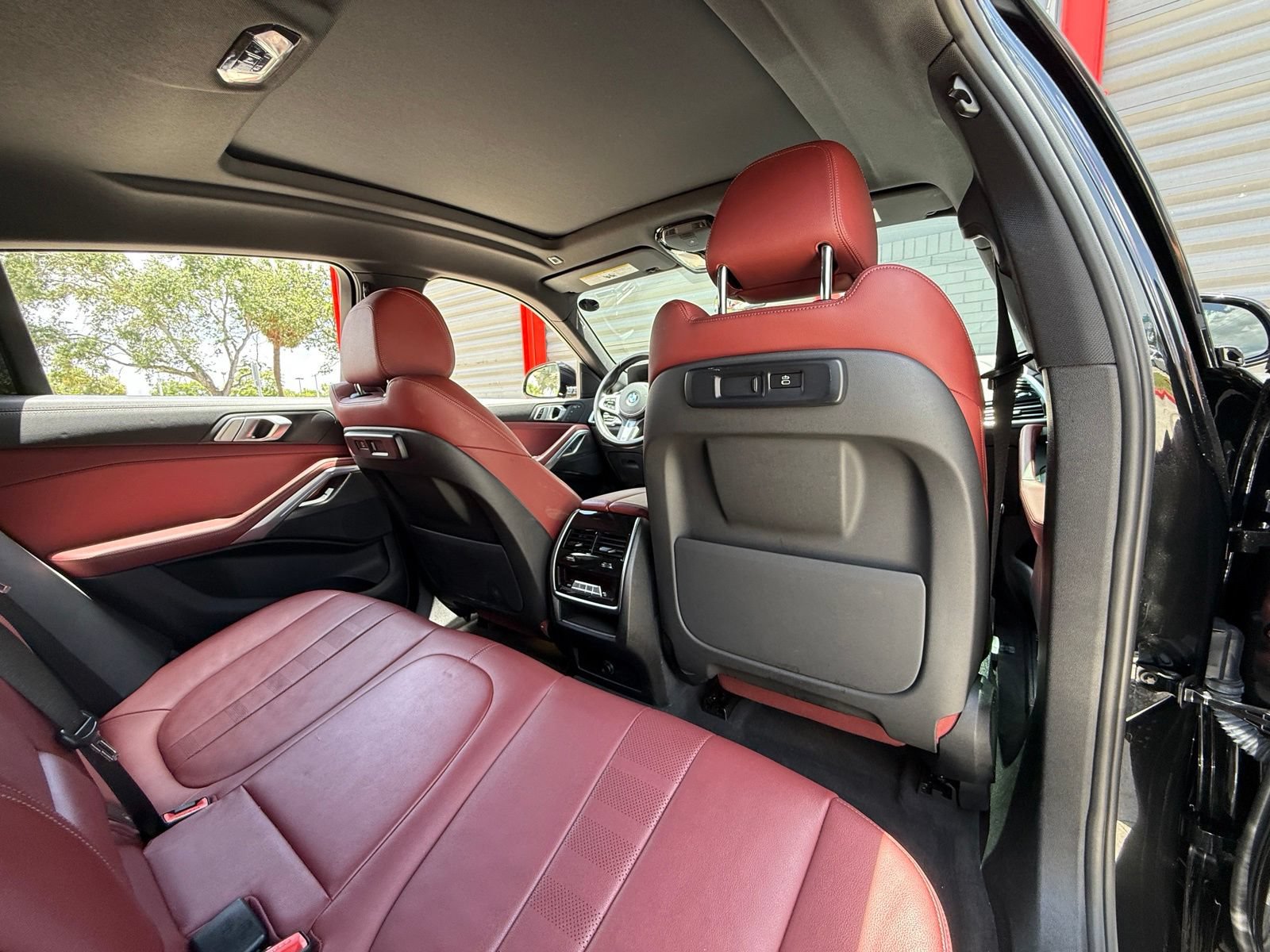 Used 2021 BMW X6 sDrive40i w/ M Sport Package RWD image 19