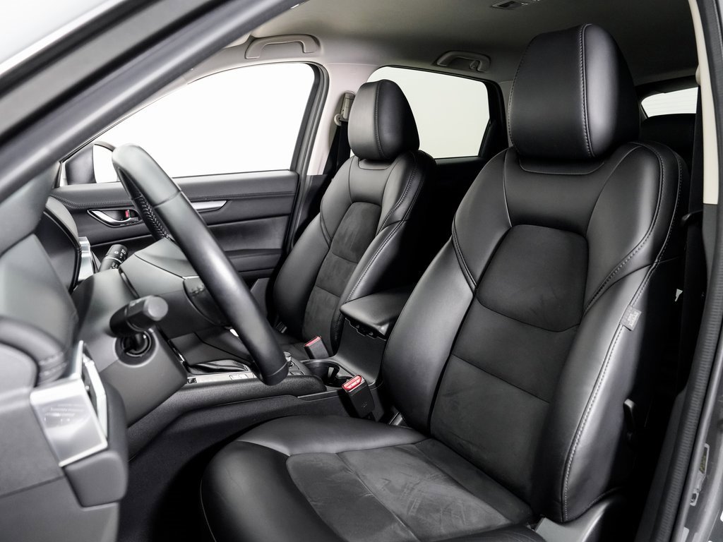 Used 2019 MAZDA CX-5 Touring image 5