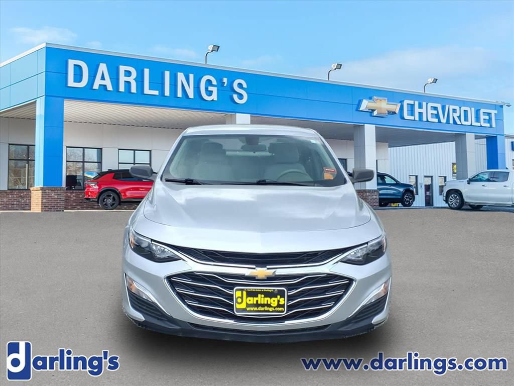 Used 2019 Chevrolet Malibu L FWD image 2