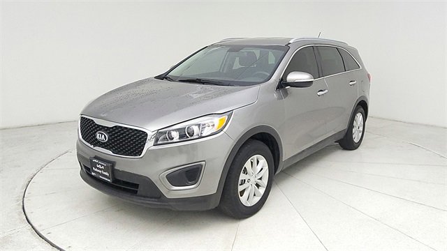 Used 2017 Kia Sorento LX