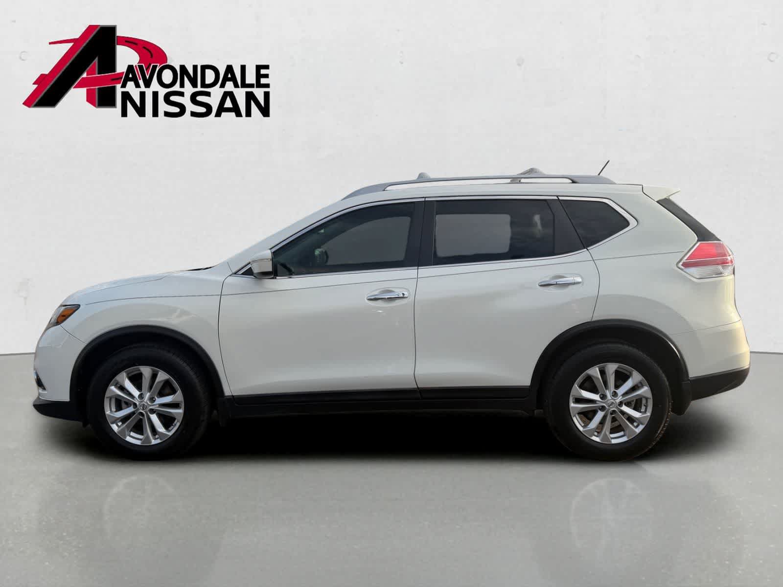 Used 2014 Nissan Rogue SV FWD image 3