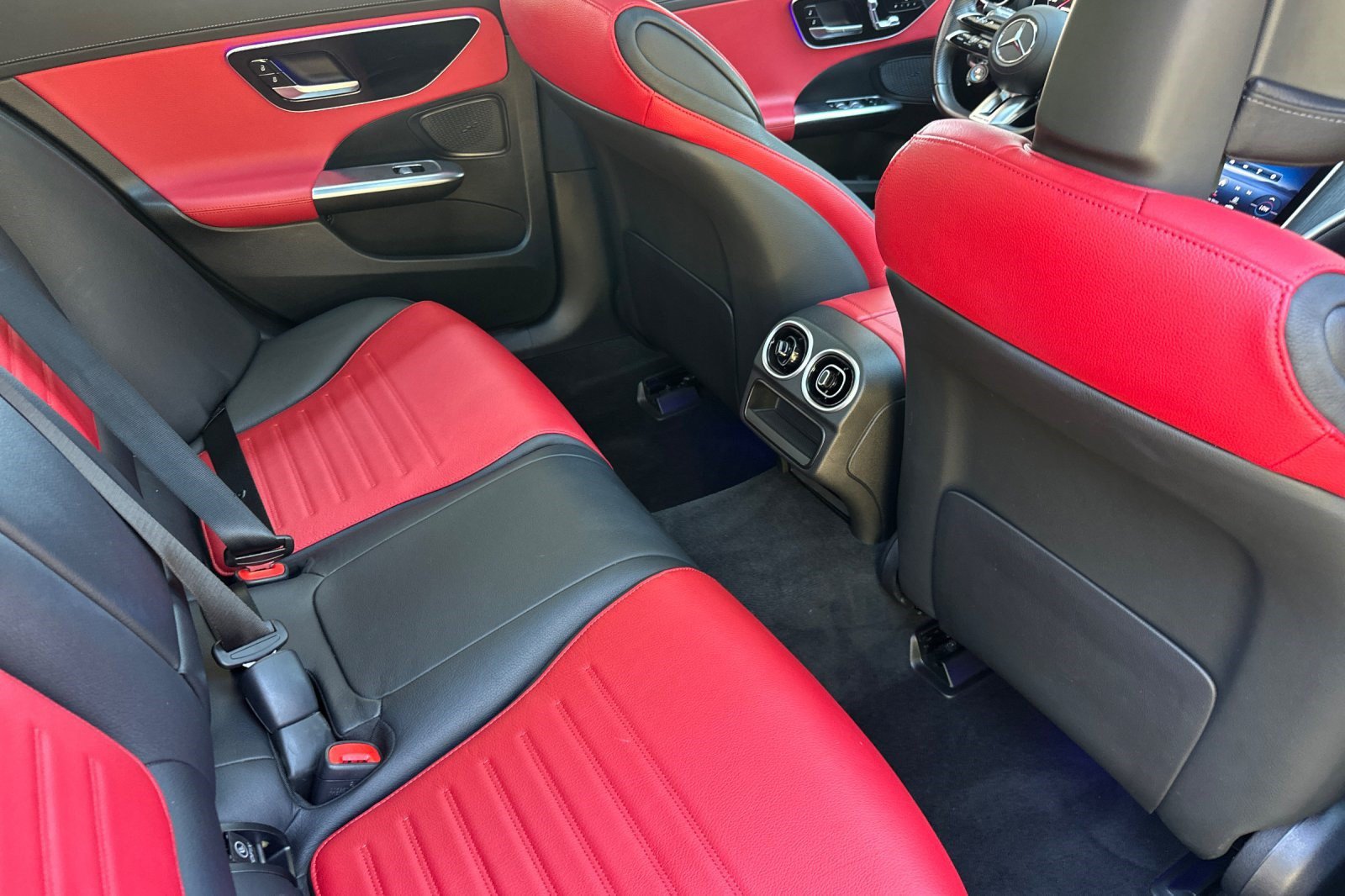 Certified 2023 Mercedes-Benz C 43 AMG 4MATIC Sedan image 31