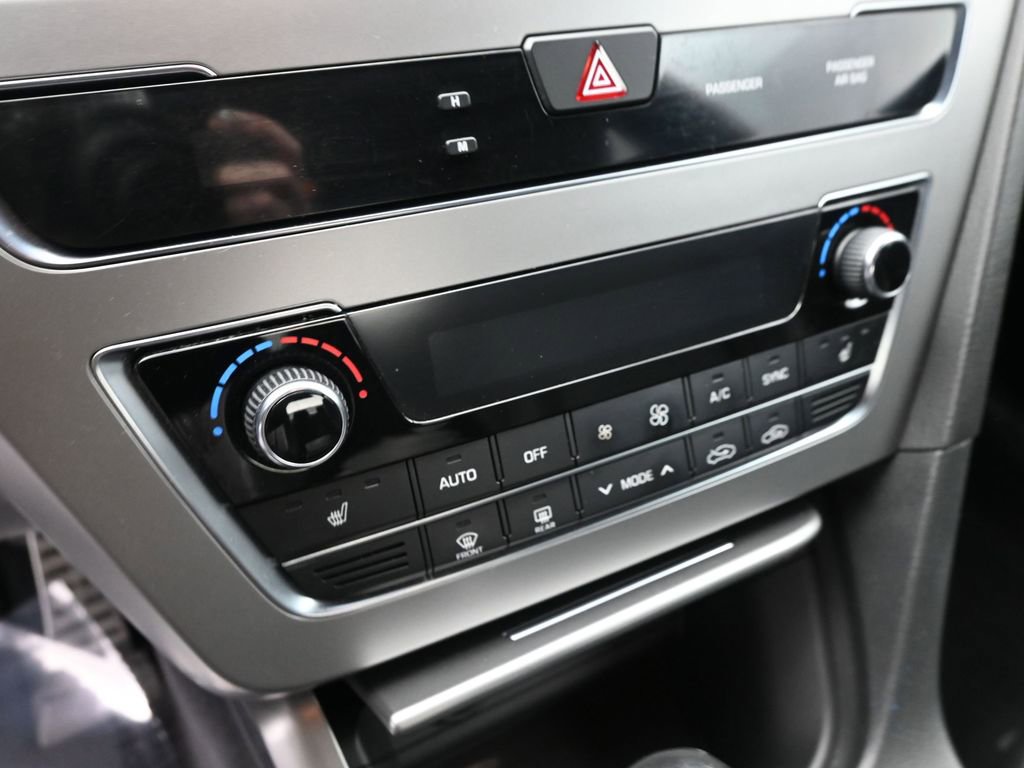 Used 2015 Hyundai Sonata Sport 2.0T image 18