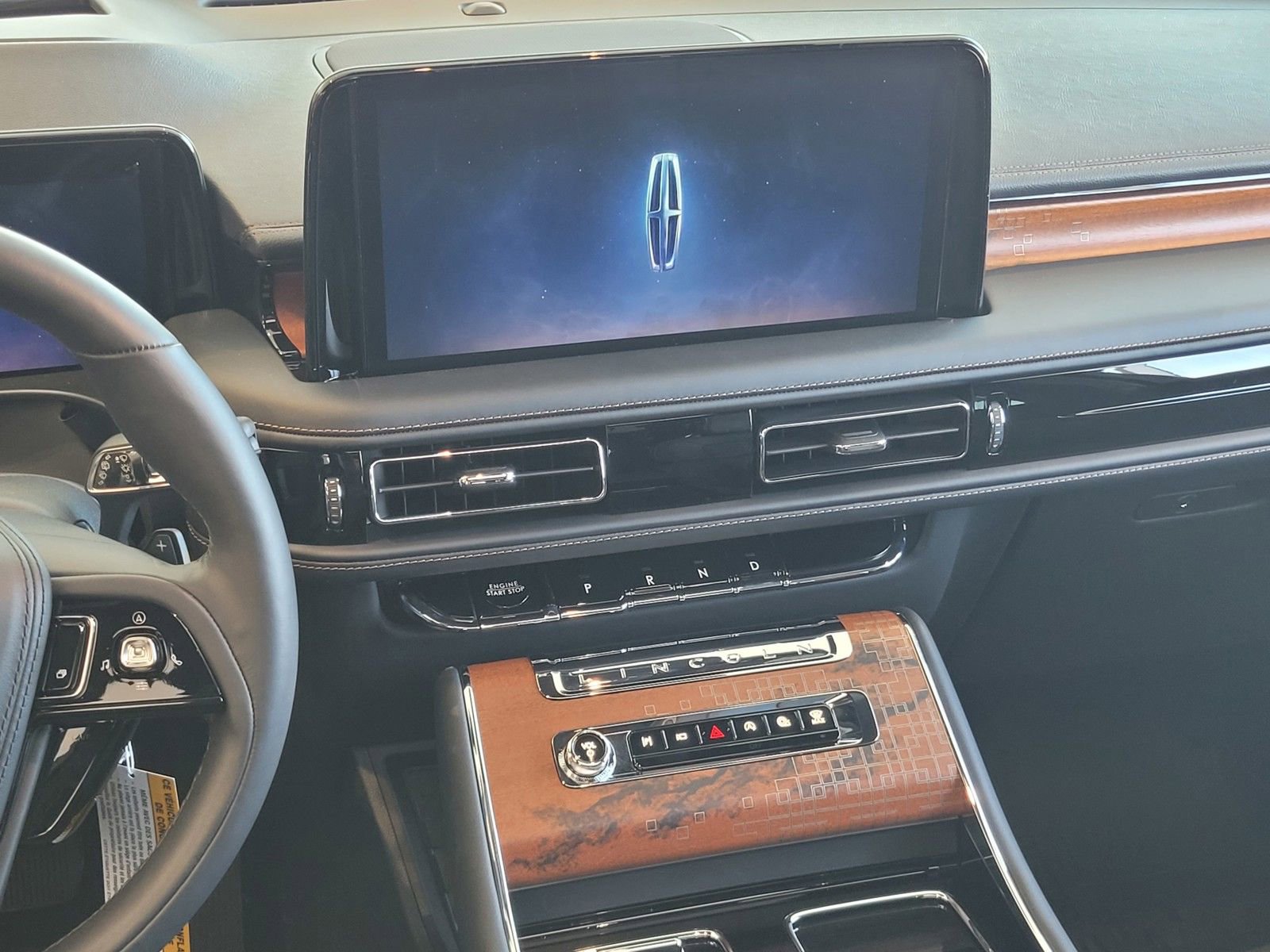 New 2026 Lincoln Aviator Black Label w/ Black Label Special Edition image 9