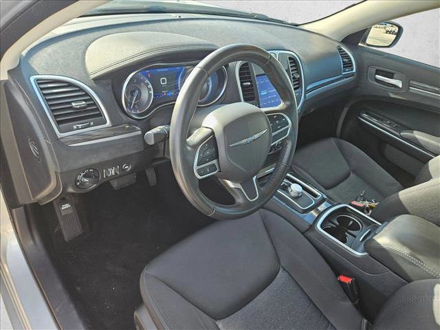 Used 2021 Chrysler 300 Touring w/ Sport Appearance Package image 16