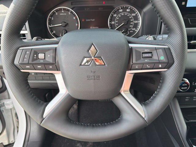 New 2026 Mitsubishi Outlander SE FWD image 33