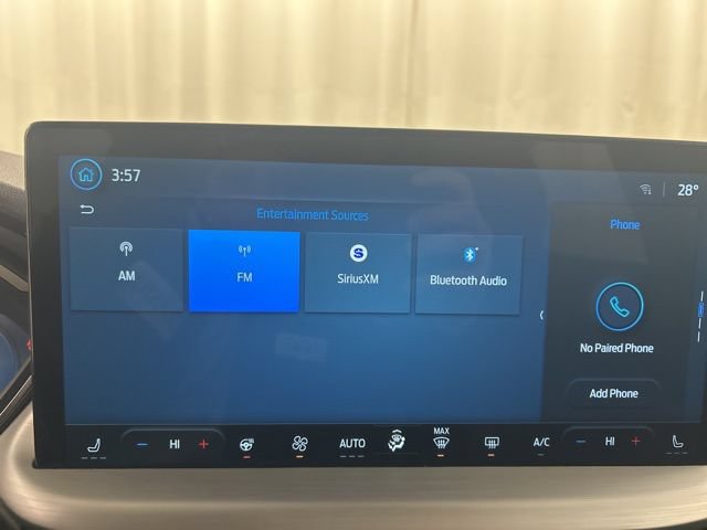 Used 2025 Ford Escape Platinum AWD/4WD image 17