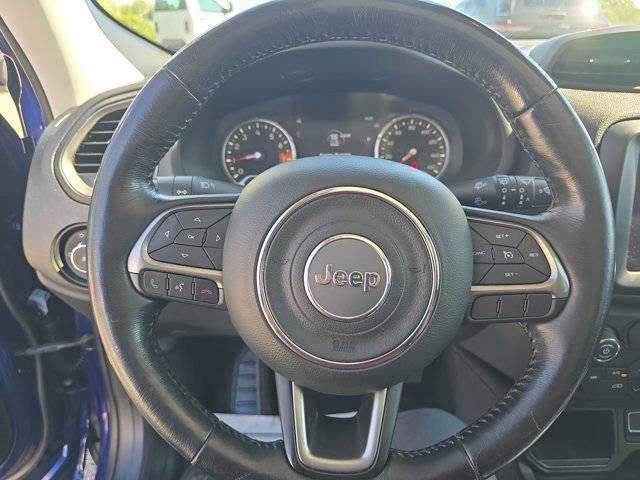 Used 2018 Jeep Renegade Limited w/ UConnect 8.4 Nav Group FWD image 18