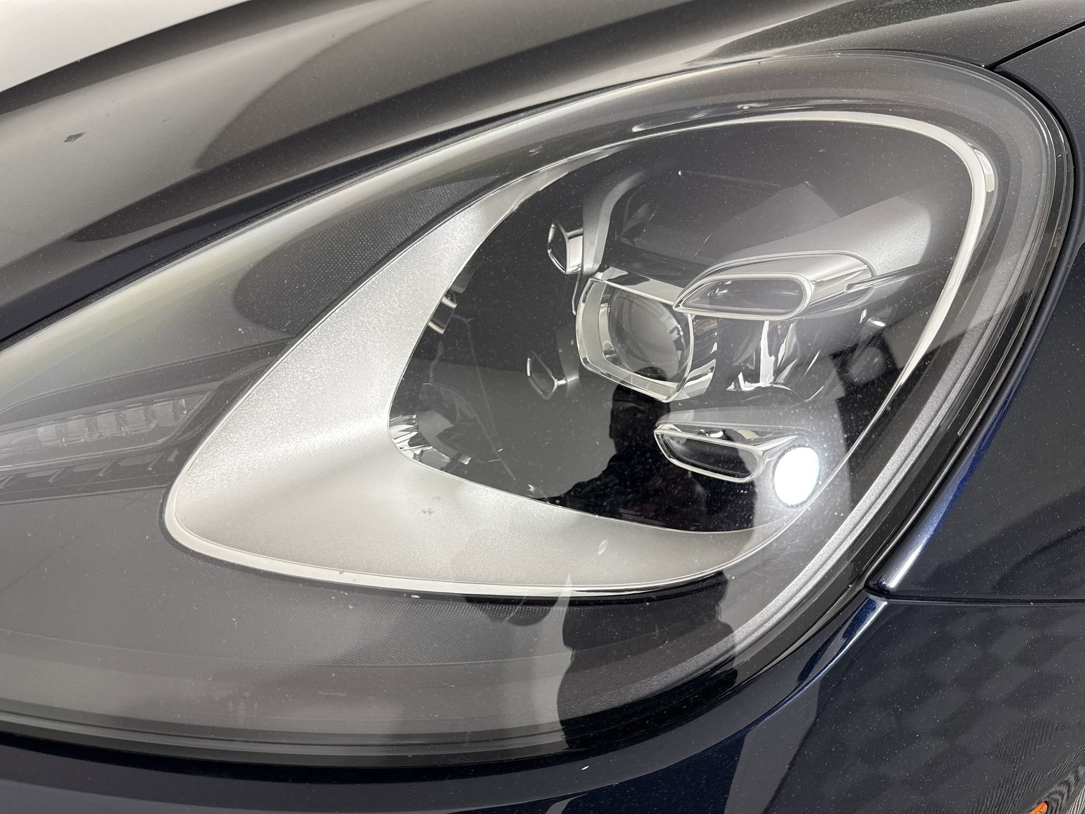 Used 2019 Porsche Cayenne S AWD/4WD image 10
