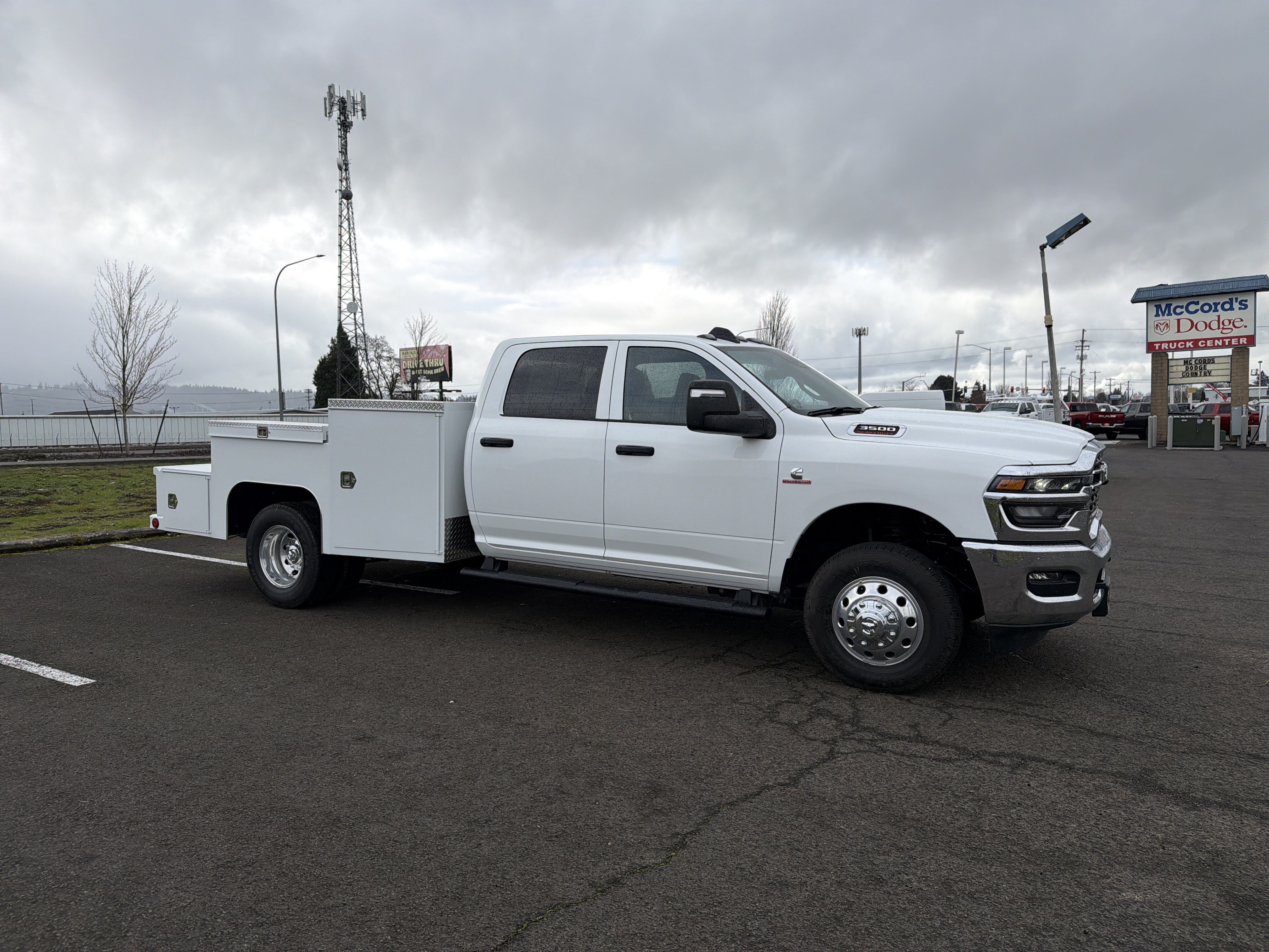 New 2026 RAM 3500 Tradesman w/ Chrome Appearance Group AWD/4WD image 5