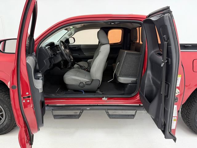 Used 2016 Toyota Tacoma SR w/ SR Convenience Package image 33
