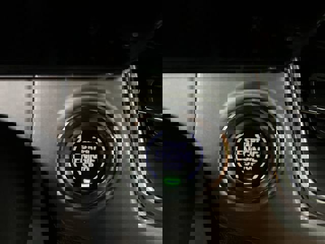 Used 2025 Chevrolet Trax LT w/ LT Convenience Package image 17