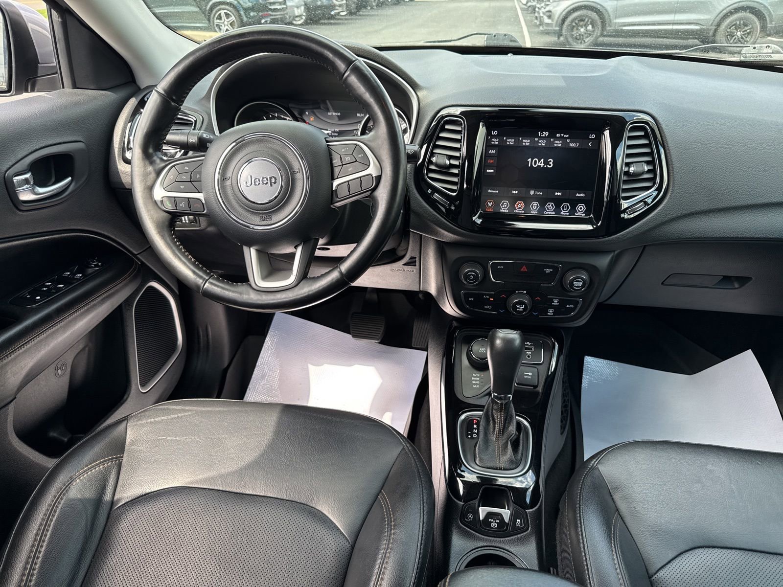 Used 2019 Jeep Compass Limited AWD/4WD image 8