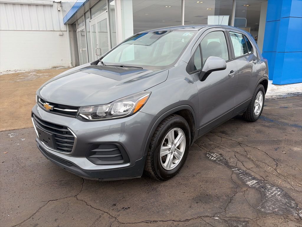 Used 2020 Chevrolet Trax LS image 3