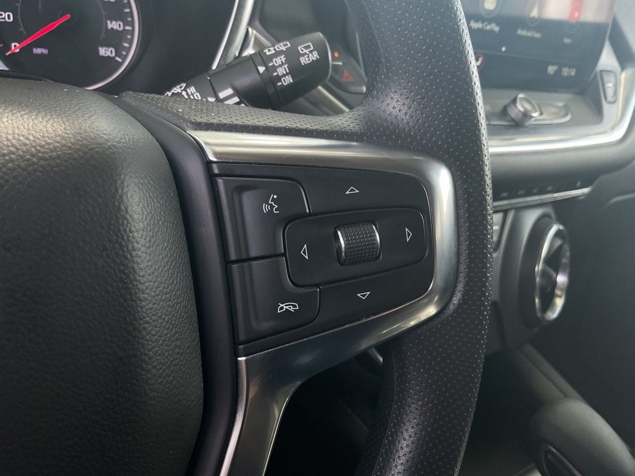 Used 2025 Chevrolet Blazer LT FWD image 27