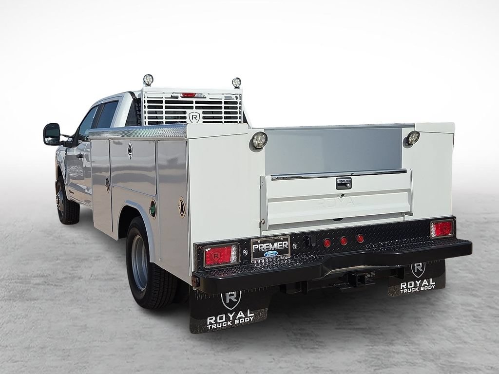 New 2025 Ford F350 XL w/ XL Chrome Package RWD image 8