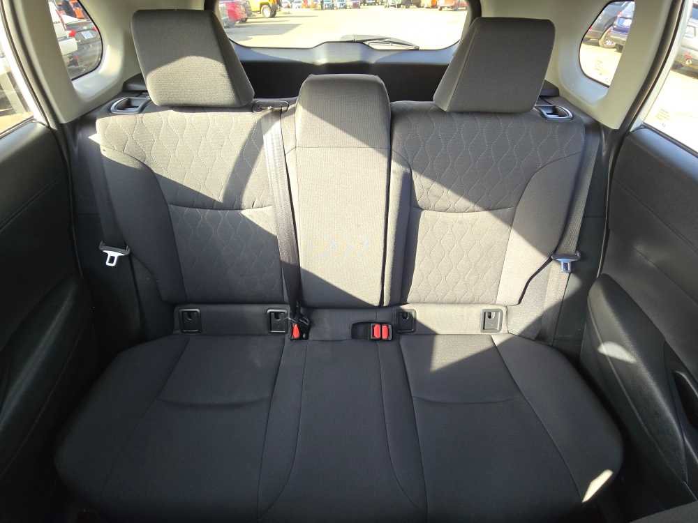 Used 2024 Toyota Corolla Cross LE image 17