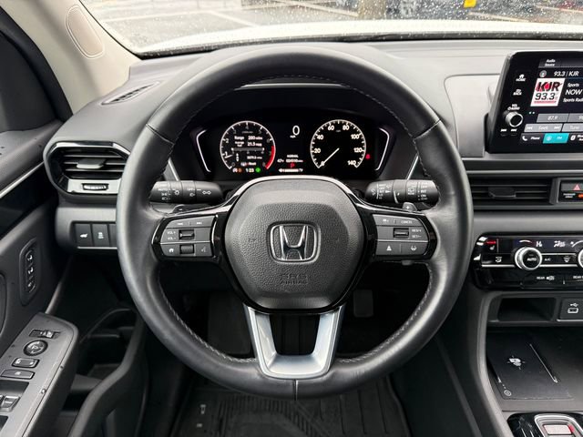 Used 2025 Honda Pilot EX-L image 23