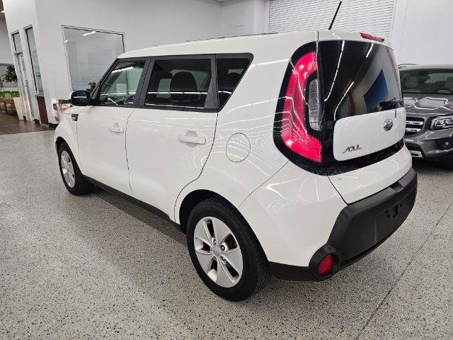 Used 2014 Kia Soul FWD image 6