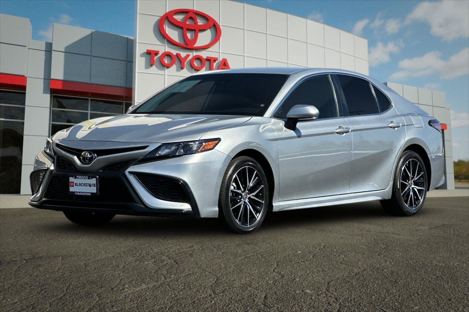 Certified 2024 Toyota Camry SE FWD image 7