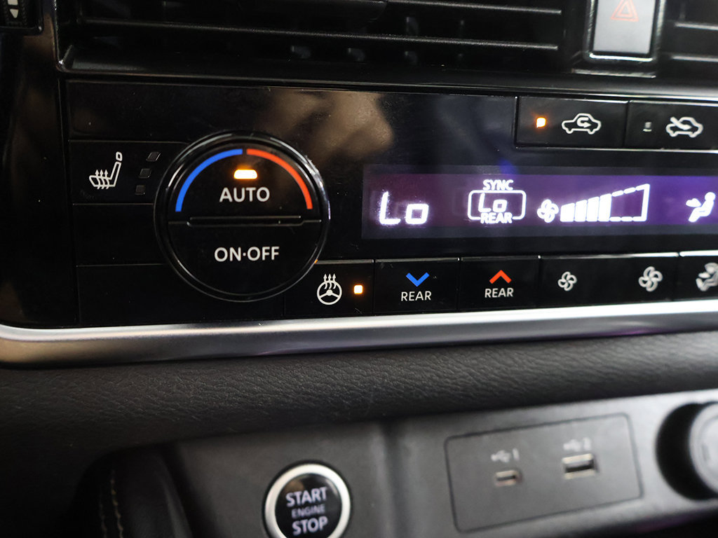 Used 2023 Nissan Rogue Platinum w/ Platinum Premium Package AWD/4WD image 52