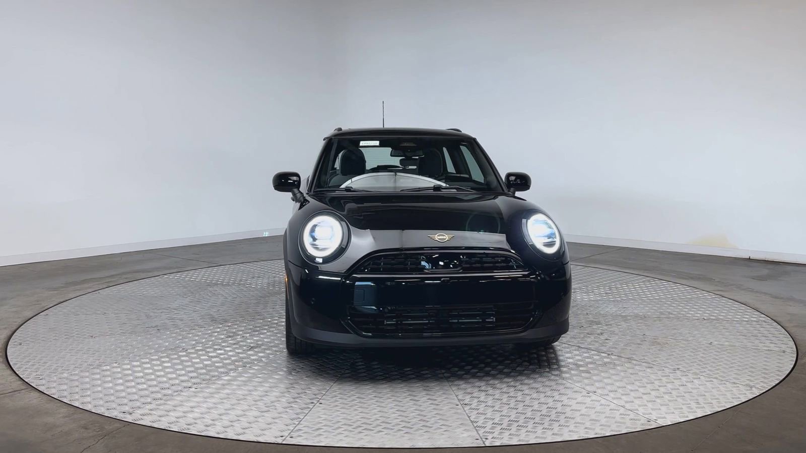 New 2026 MINI Cooper 2-Door Hardtop FWD image 3