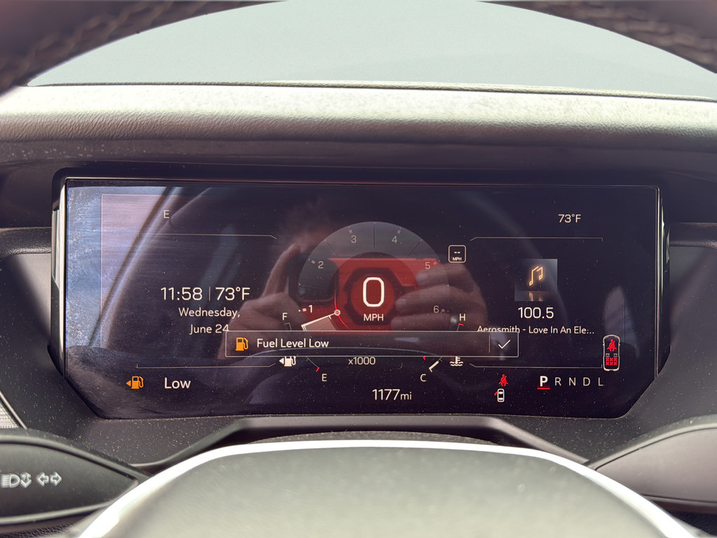 Used 2025 GMC Acadia Elevation FWD image 22