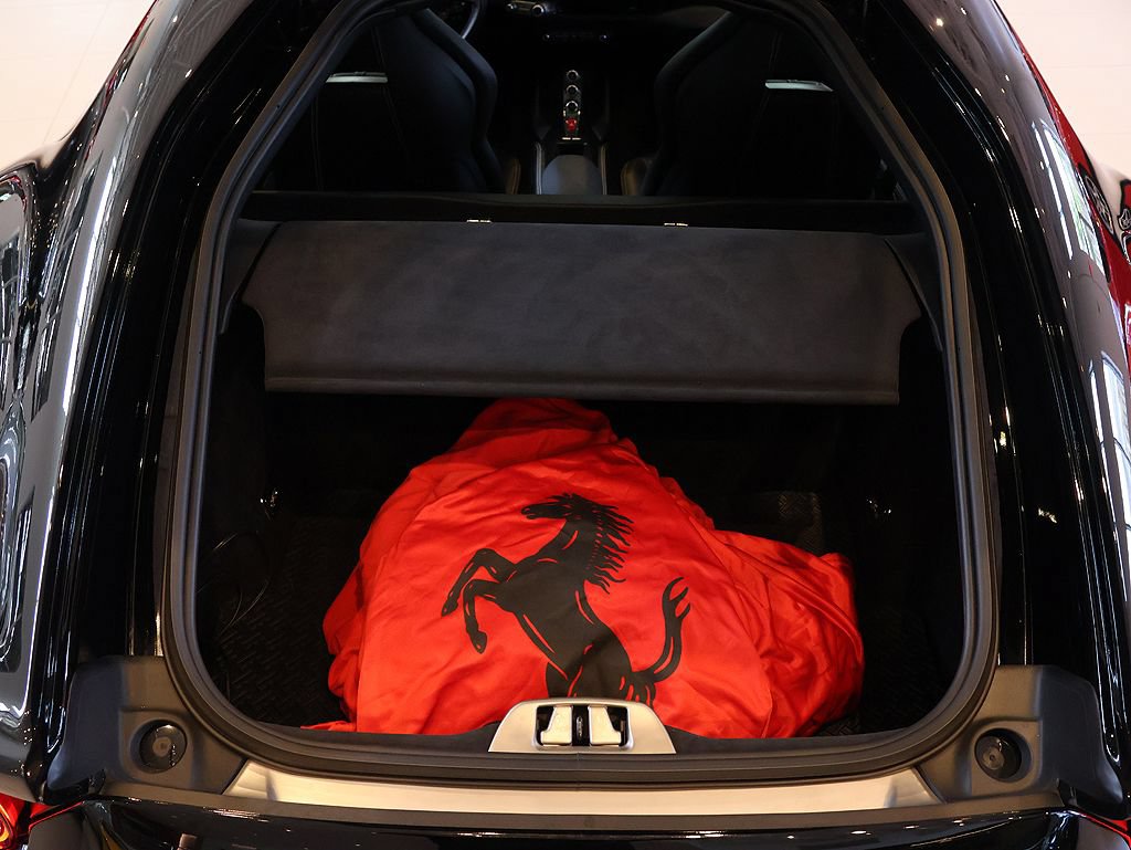 Certified 2020 Ferrari 812 Superfast RWD image 80