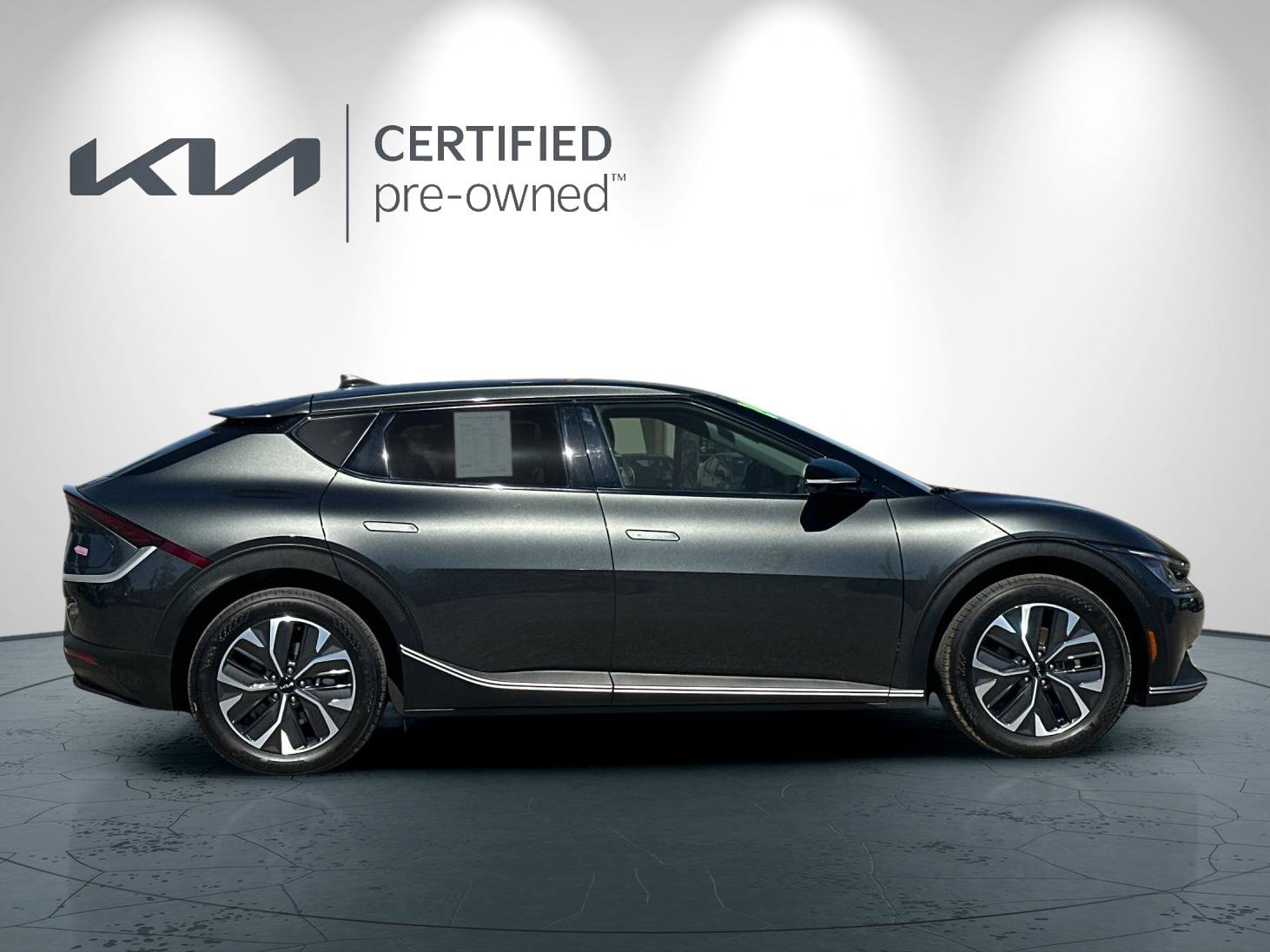 Certified 2024 Kia EV6 Light RWD image 3
