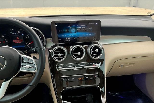 Used 2022 Mercedes-Benz GLC 300 4MATIC image 6