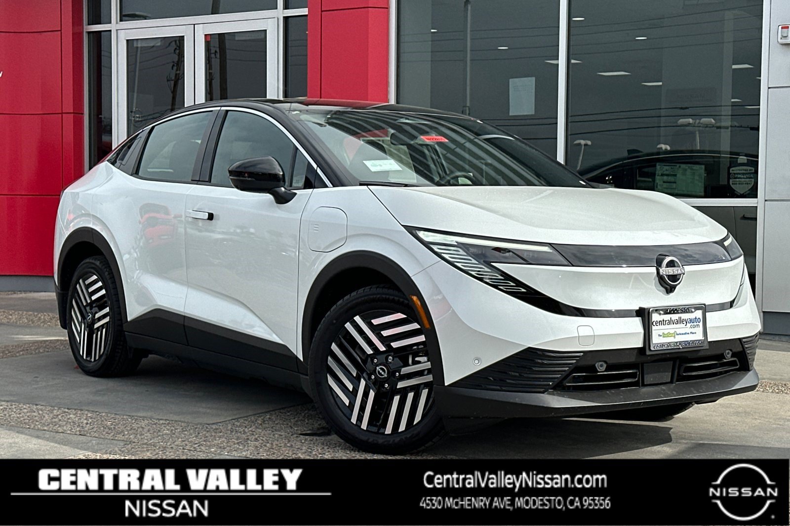 New 2026 Nissan Leaf SV+ w/ Illuminated Package