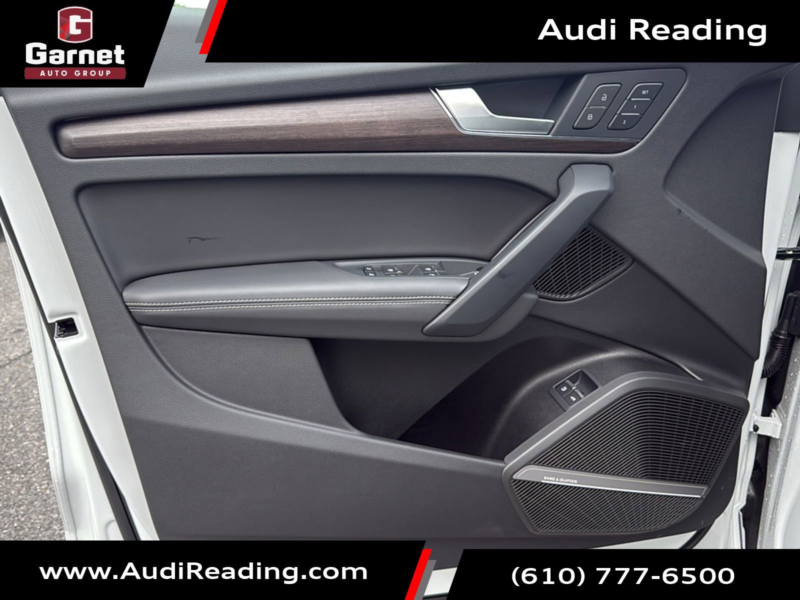 Used 2024 Audi Q5 e Premium Plus w/ Premium Plus Package image 11