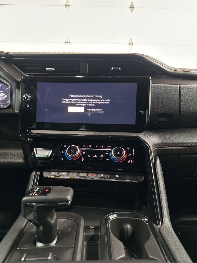 Used 2023 GMC Sierra 1500 AT4 w/ AT4 Premium Package image 25