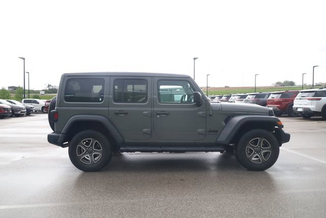 Used 2023 Jeep Wrangler Unlimited Sport w/ Sun And Sound Package AWD/4WD image 4